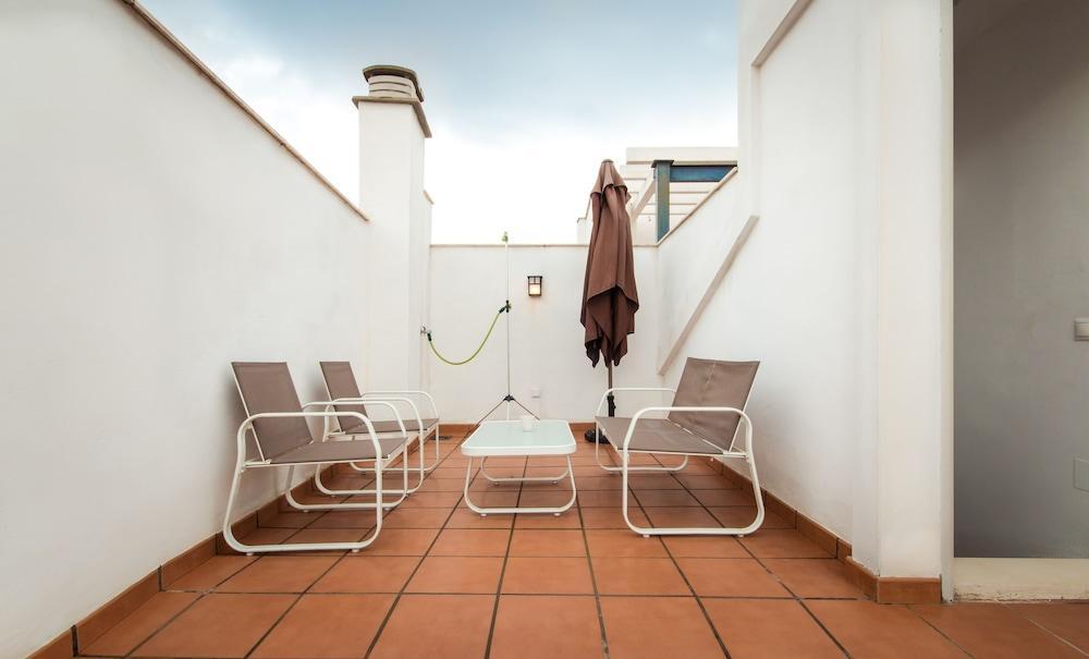 Holidays2Malaga Juan De Mena Apartments Esterno foto